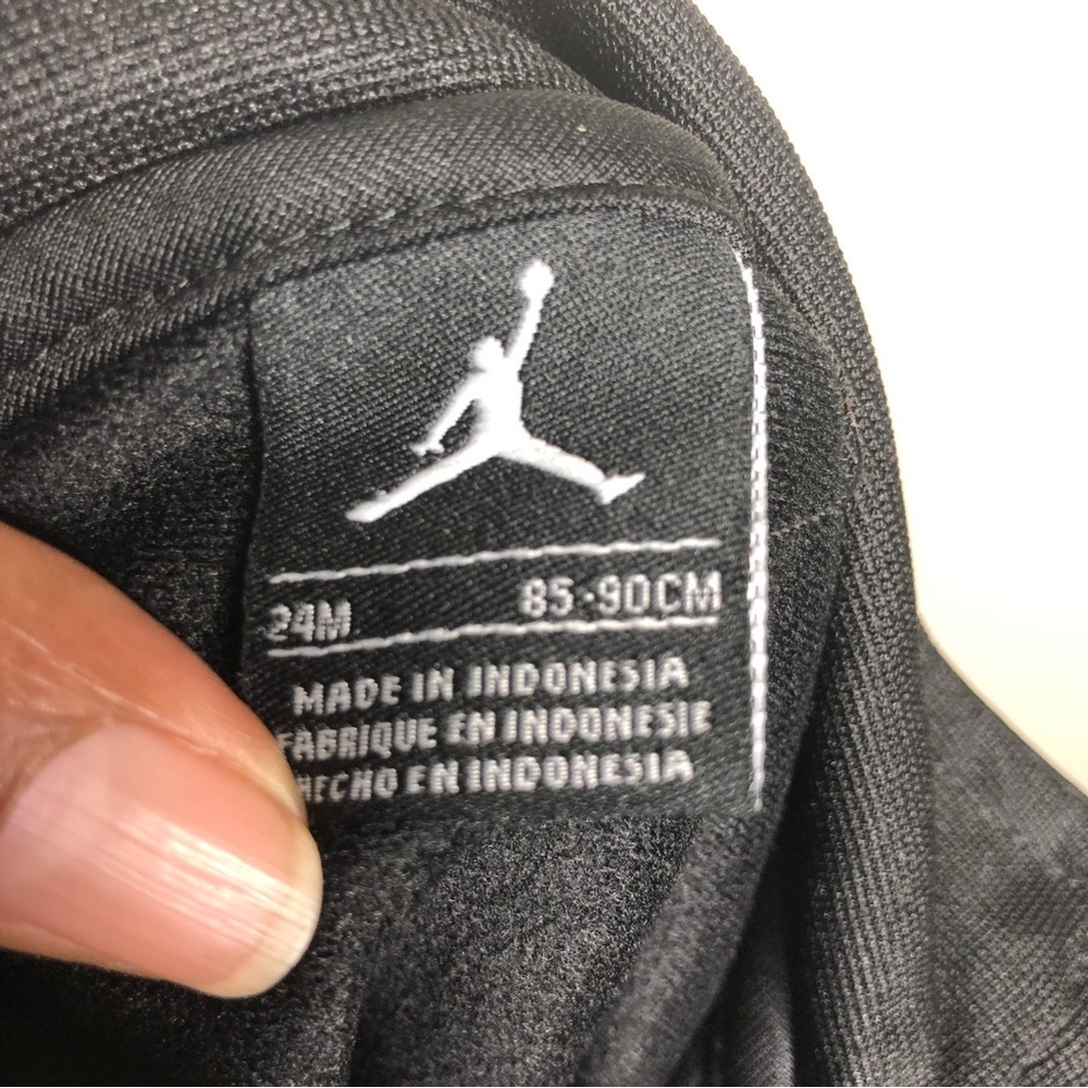 Nike Air Jordan Boys Zip Front High Collar Sweat Shirt SZ 24M - Picture 8 of 13